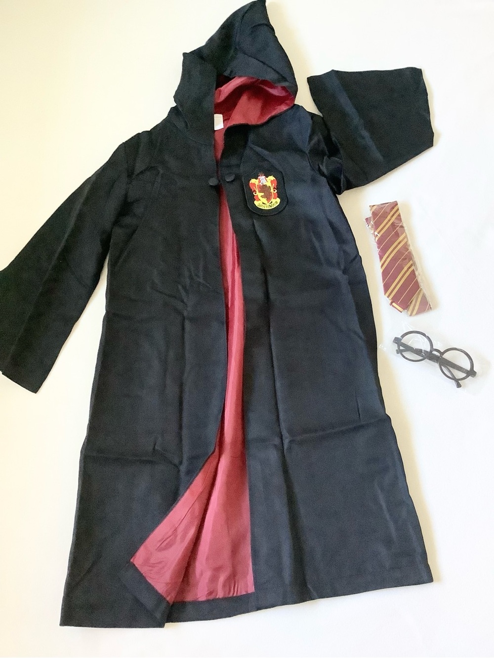 NEW Harry Potter Unisex 3 piece Costume Wizard Robe Cape ,Necktie , Eye Wear